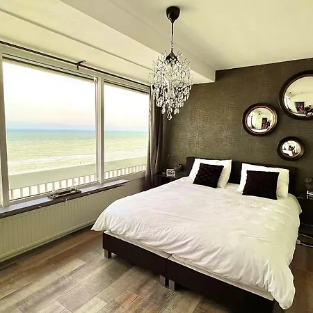 Ocean Breezeapartment: Wakeup 2 Sound Of The Waves * Zandvoort