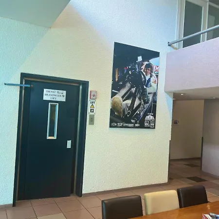 Apartment Ocean Breezeapartment: Wakeup 2 Sound Of The Waves