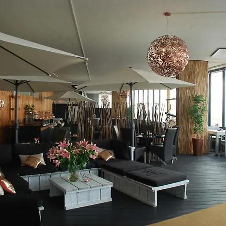 Ocean Breezeapartment: Wakeup 2 Sound Of The Waves * Zandvoort