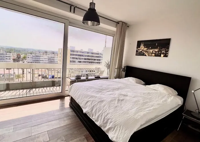 Ocean Breezeapartment: Wakeup 2 Sound Of The Waves * Zandvoort