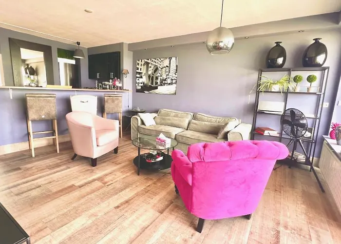 Ocean Breezeapartment: Wakeup 2 Sound Of The Waves * Zandvoort